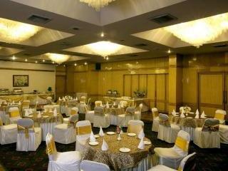 Hotel Asia Jammu Tawi Katra  Zewnętrze zdjęcie